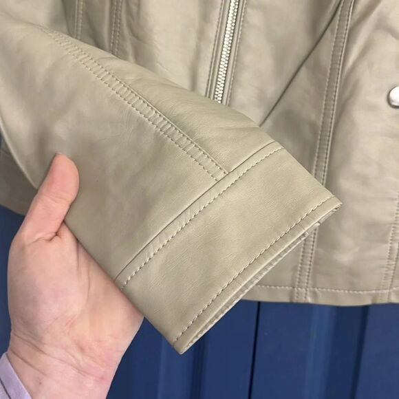 NWT Vero‎ Moda Taupe Faux Leather Jacket - Picture 7 of 8